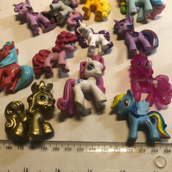 Lot If 12 My Little Pony Mini Figures 2” Rainbow Dash Sweetie Belle Apple Jack - Picture 6 of 11